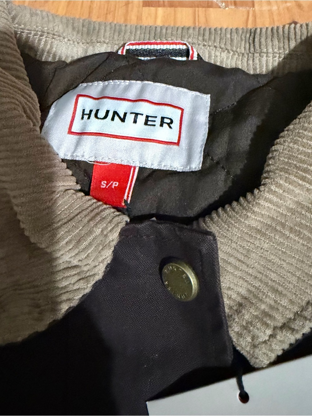 •Hunter NWT Cotton Canvas Barn Jacket with Corduroy Collar - Picture 3 of 6